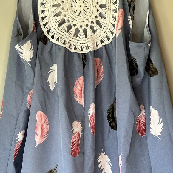 Shein Curve Bluish Gray Feather Print Tank Top Size 2XL - Picture 7 of 10
